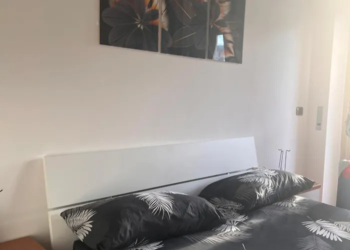 Terrazza Tiberia 公寓 *